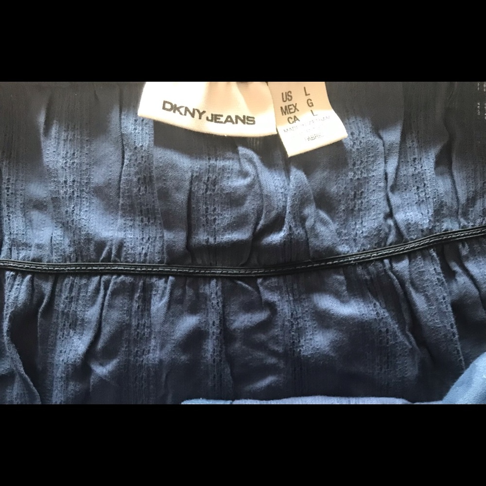 DKNY Top (NWOT) - Picture 6 of 6